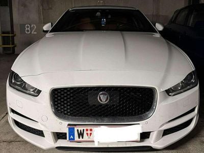 Weiß Gebraucht 2016 Jaguar XE Portfolio Limousine | € 11.000 (Superpreis)