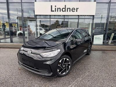 Schwarz metallic Gebraucht 2025 VW ID.3 Pure Kleinwagen | € 32.984