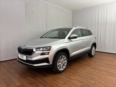 Silber metallic Neu 2025 Skoda Karoq Selection SUV | € 41.790 (Guter Preis)