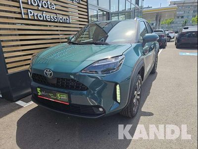 Grün Gebraucht 2025 Toyota Yaris Hybrid Active Limousine | € 25.990 (Etwas zu teuer)
