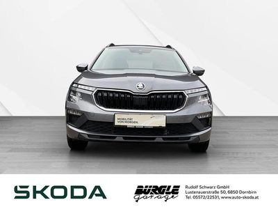 Mittelgrau metallic Gebraucht 2025 Skoda Kamiq Essence SUV | € 26.800 (Fairer Preis)