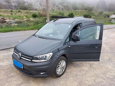 Gebraucht VW Caddy Maxi 122 PS (89 kW) 2017 Grau Van / Kleinbus