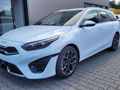 Neu Kia Ceed Sportswagon GT-Line 140 PS (102 kW) 2025 Weiß Kombi