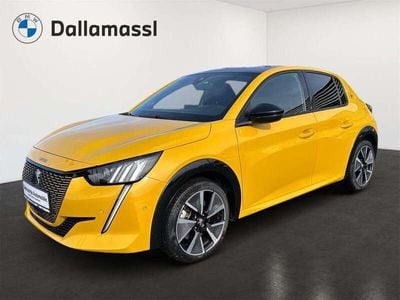 Gelb Gebraucht 2021 Peugeot e-208 GT Kleinwagen | € 19.500