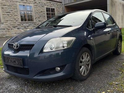 Blau Gebraucht 2007 Toyota Auris Limousine | € 4.900 (Etwas zu teuer)