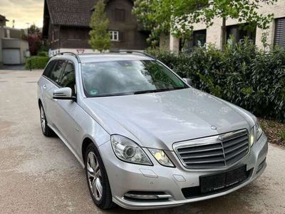 Mercedes E220