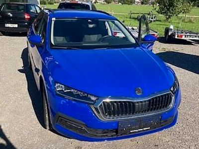 gebraucht Skoda Octavia aus Hörbranz - 85 kW und 45878 km