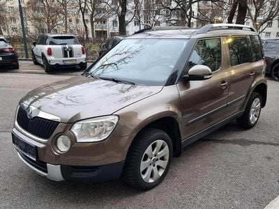 Braun Gebraucht 2011 Skoda Yeti Ambition SUV | € 7.990 (Fairer Preis)