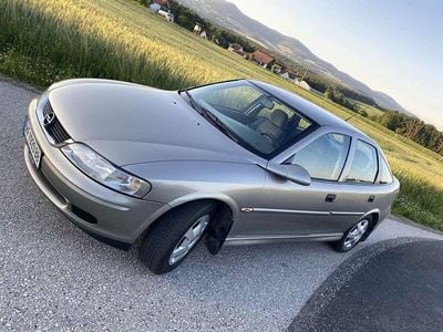gebraucht Opel Vectra Vectra 2,0 DI 16V Ds.