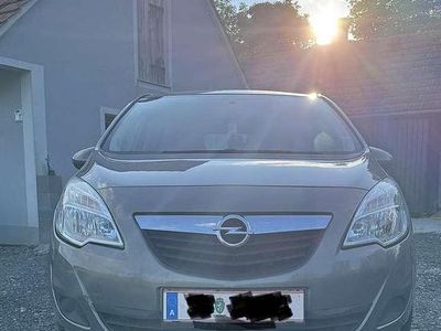 Bronze Gebraucht 2010 Opel Meriva Van / Kleinbus | € 4.390