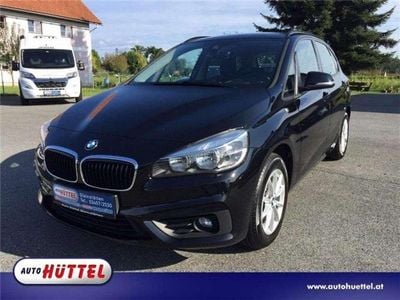 Schwarz Gebraucht 2017 BMW 214 Active Tourer Advantage Van / Kleinbus | € 16.490