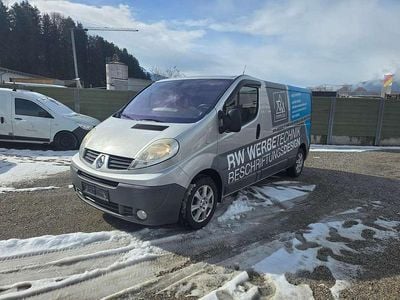 Gebraucht Renault Trafic 114 PS (83 kW) 2011 Grau Van / Kleinbus