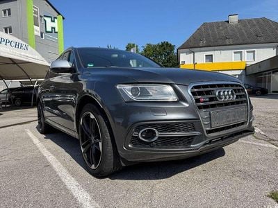 Grau Gebraucht 2016 Audi SQ5 Sport SUV | € 15.499
