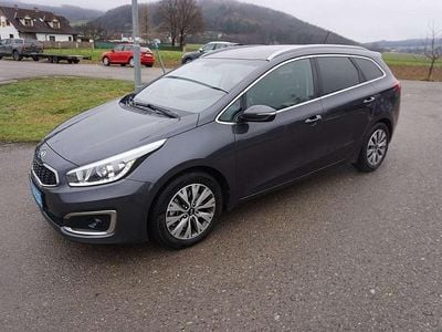 Grau Gebraucht 2017 Kia Ceed Sportswagon Kombi | € 6.590 (Superpreis)