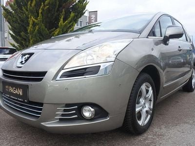 Silber Gebraucht 2013 Peugeot 5008 Van / Kleinbus | € 5.999 (Guter Preis)