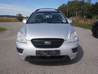 Grau Gebraucht 2009 Kia Carens Active Van / Kleinbus | € 1.790