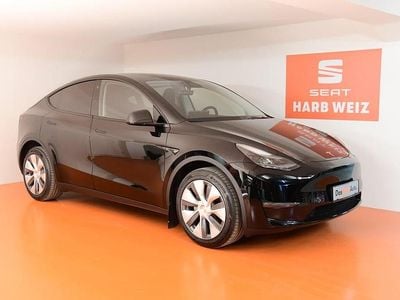 Schwarz metallic Gebraucht 2024 Tesla Model Y Long Range AWD SUV | € 40.880 (Fairer Preis)