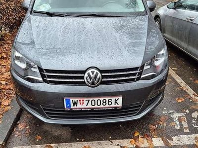 Grau Gebraucht 2016 VW Sharan Van / Kleinbus | € 14.500 (Guter Preis)