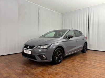 Grau Neu 2025 Seat Ibiza FR Limousine | € 23.490 (Teuer)