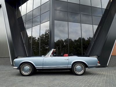 gebraucht Mercedes 280 1970erin Top Zustand wenig gelaufen