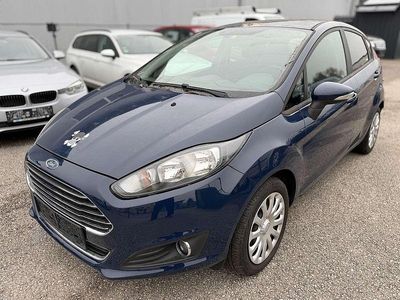 Blau Gebraucht 2014 Ford Fiesta Trend Limousine | € 2.999 (Superpreis)