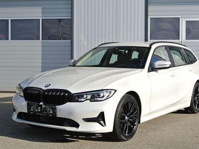 Weiß Gebraucht 2022 BMW 320 Advantage Kombi | € 25.880 (Fairer Preis)