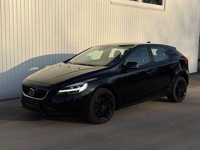Gebraucht Volvo V40 Linje Svart 122 PS (89 kW) 2019 Schwarz Limousine