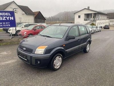 Grau Gebraucht 2009 Ford Fusion Ambiente Limousine | € 950 (Superpreis)