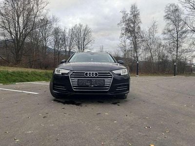 Gebraucht Audi A4 Sport 150 PS (110 kW) 2018 Schwarz Kombi