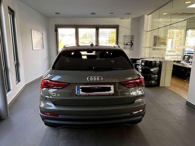 Gebraucht Audi Q3 150 PS (110 kW) 2024 Grau SUV
