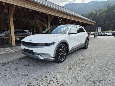 Weiß Gebraucht 2023 Hyundai Ioniq Kleinwagen | € 39.900