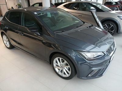 Grau Neu 2025 Seat Ibiza FR Limousine | € 22.950