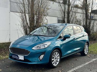 Blau Gebraucht 2018 Ford Fiesta Titanium Limousine | € 8.790 (Etwas zu teuer)