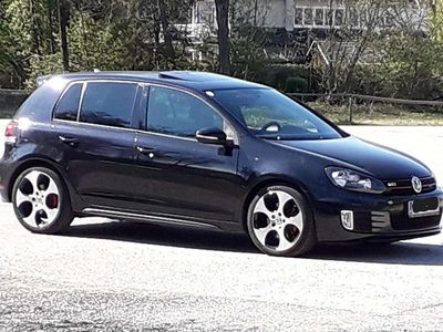 Schwarz Gebraucht 2009 VW Golf VI GTI Kleinwagen | € 12.500
