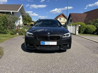 Grau Gebraucht 2011 BMW 520 M Sport Kombi | € 10.900 (Etwas zu teuer)