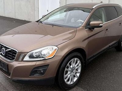 Braun Gebraucht 2009 Volvo XC60 Summum SUV | € 9.990 (Guter Preis)
