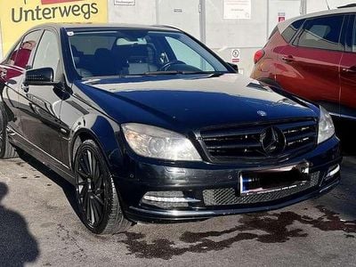 Gebraucht 2010 Mercedes C200 Limousine | € 7.999 (Etwas zu teuer)