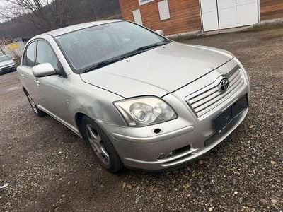 Gebraucht Toyota Avensis 129 PS (94 kW) 2003 Silber Limousine