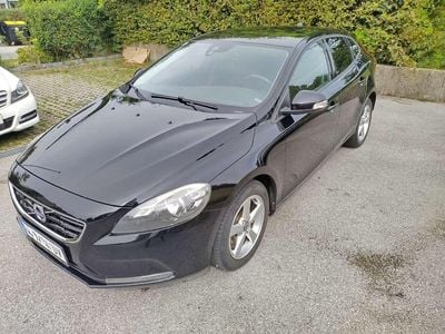 Schwarz Gebraucht 2015 Volvo V40 Kombi | € 6.990 (Fairer Preis)