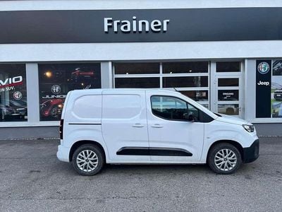 Neu Fiat Doblò 102 PS (75 kW) 2025 Weiß Van / Kleinbus