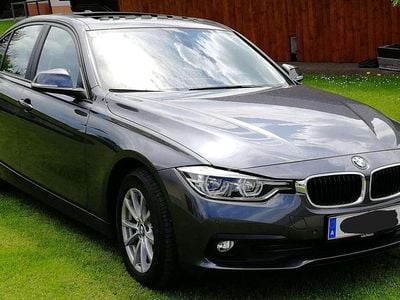 Gebraucht BMW 318 Advantage 150 PS (110 kW) 2016 Grau Limousine