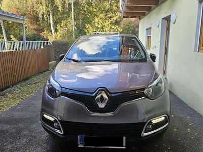 Grau Gebraucht 2017 Renault Captur SUV | € 8.650 (Superpreis)