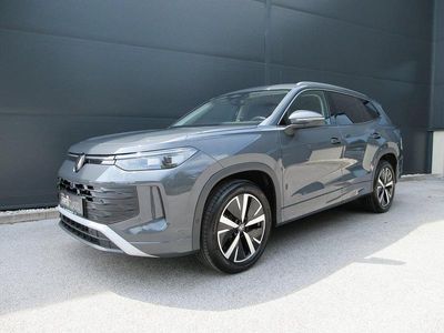 Mittelgrau metallic Neu 2025 VW Tayron SUV | € 54.990 (Superpreis)