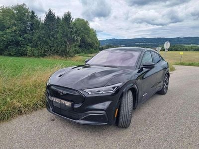 Schwarz Gebraucht 2022 Ford Mustang Mach-E Standard Range SUV | € 28.900 (Etwas zu teuer)