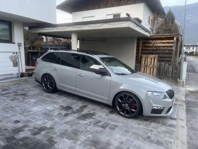 Gebraucht 2016 Skoda Octavia RS Kombi | € 15.800 (Fairer Preis)