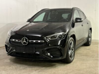 Mercedes GLA220