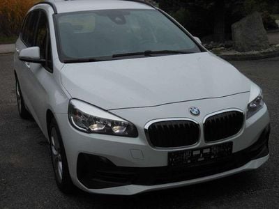 Weiß Gebraucht 2019 BMW 218 Gran Tourer Advantage Van / Kleinbus | € 17.980 (Fairer Preis)