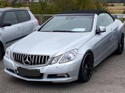 Silber Gebraucht 2011 Mercedes E350 Cabrio | € 25.000