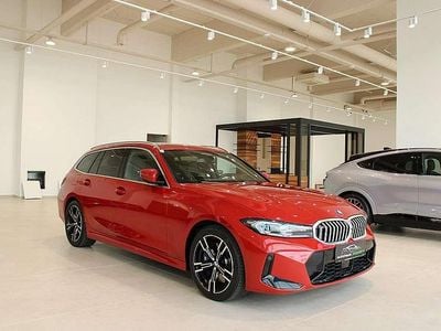 Rot Gebraucht 2023 BMW 330 M Sport Kombi | € 62.900