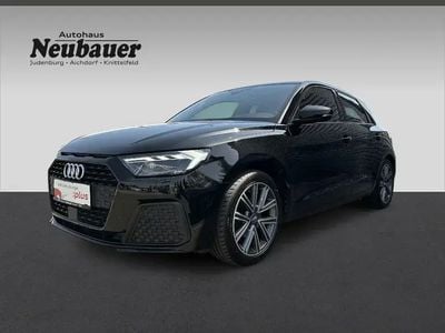 Schwarz metallicperleffektno Gebraucht 2019 Audi A1 Sportback Ambiente Kleinwagen | € 17.900